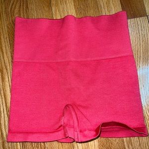 Aritzia Tna shorts in red